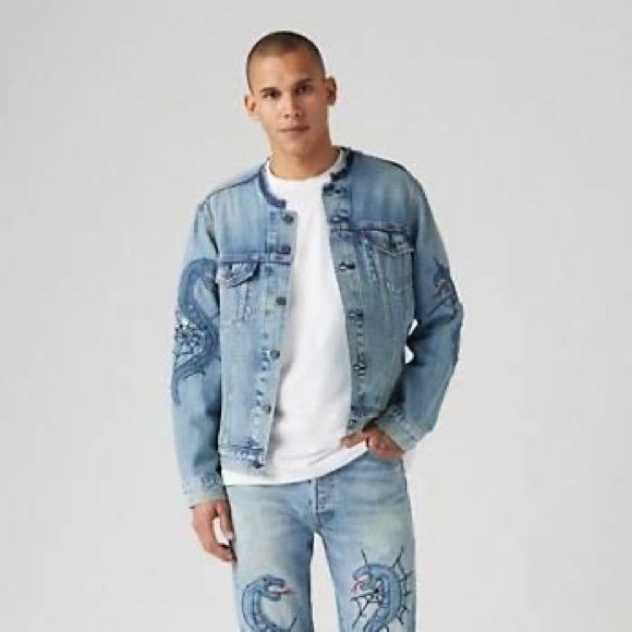 Vintage Levi’s levis snake embroidered graphic trucker denim jean jacket M - Picture 3 of 11